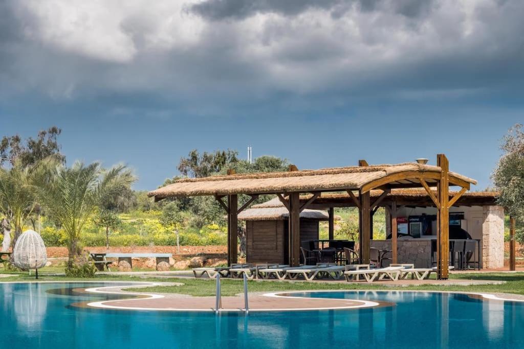 Private Beach Resort Cyprus Vokolidha Exteriör bild